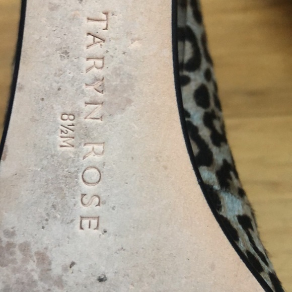 Taryn Rose Leopard print shoes. Size 8 1/2. Brown and tan open toe wedge. - Picture 3 of 7